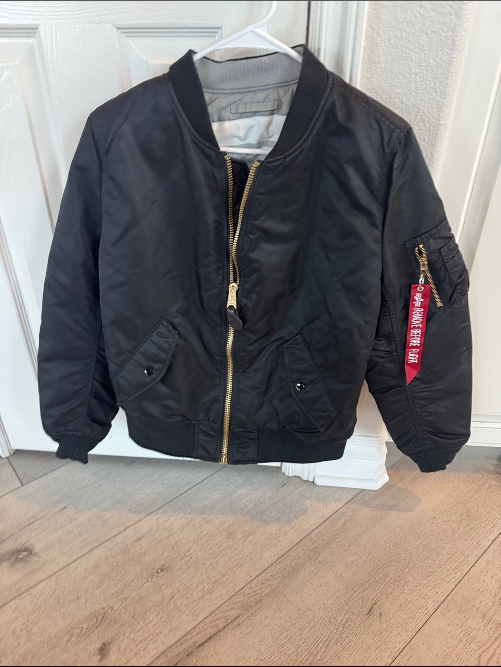 Alpha industries reversible  Black Bomber Jacket with Zip Pocket adults unisex